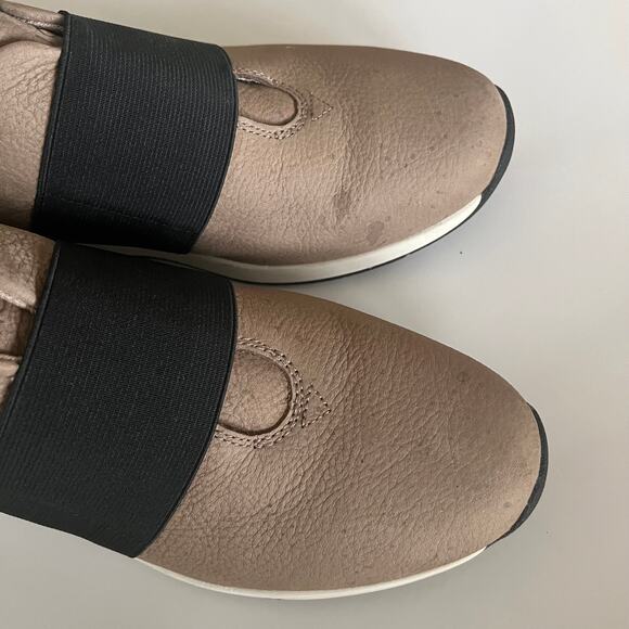 Vionic Cosmic Codie Women's 9.5 Slip On Comfort Sneaker Taupe Leather Black - Picture 4 of 10